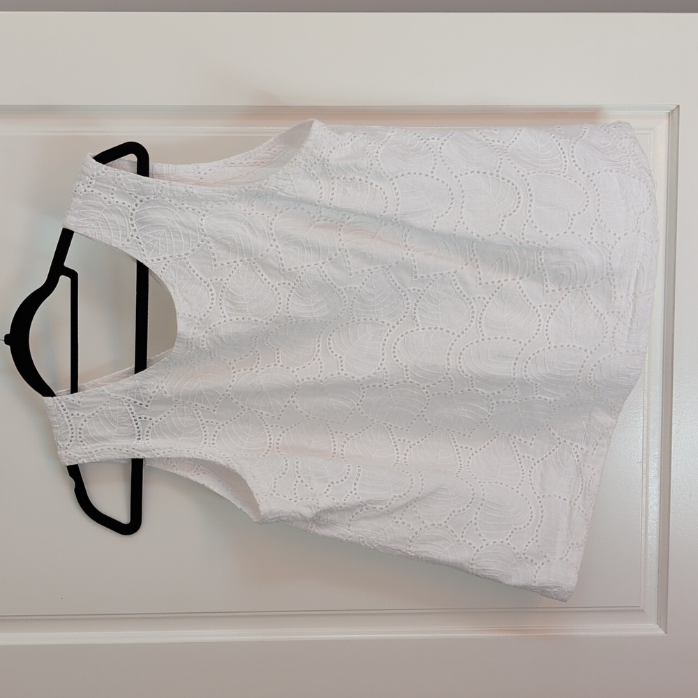 Chic White Eyelet Tank Top